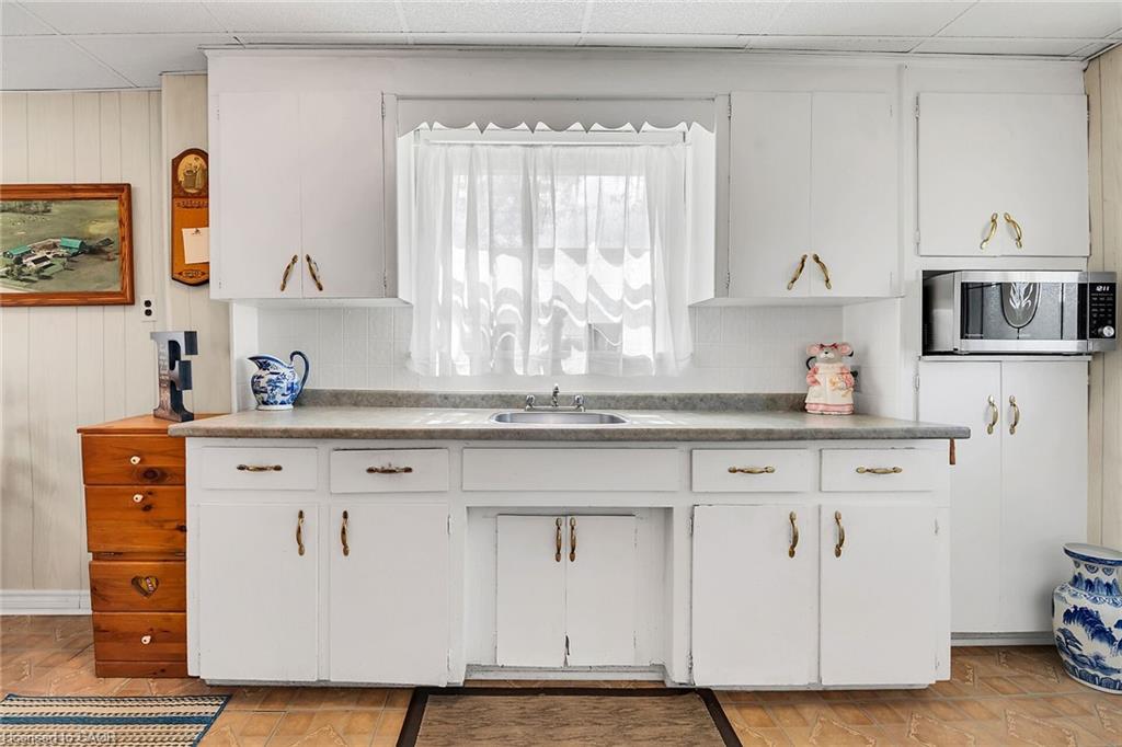 177 Brooklin Road Property Photo 7