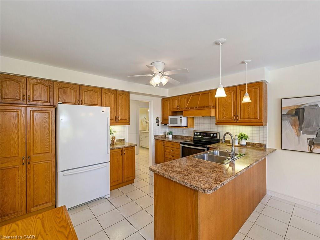 2026 Waterbridge Drive Property Photo 11