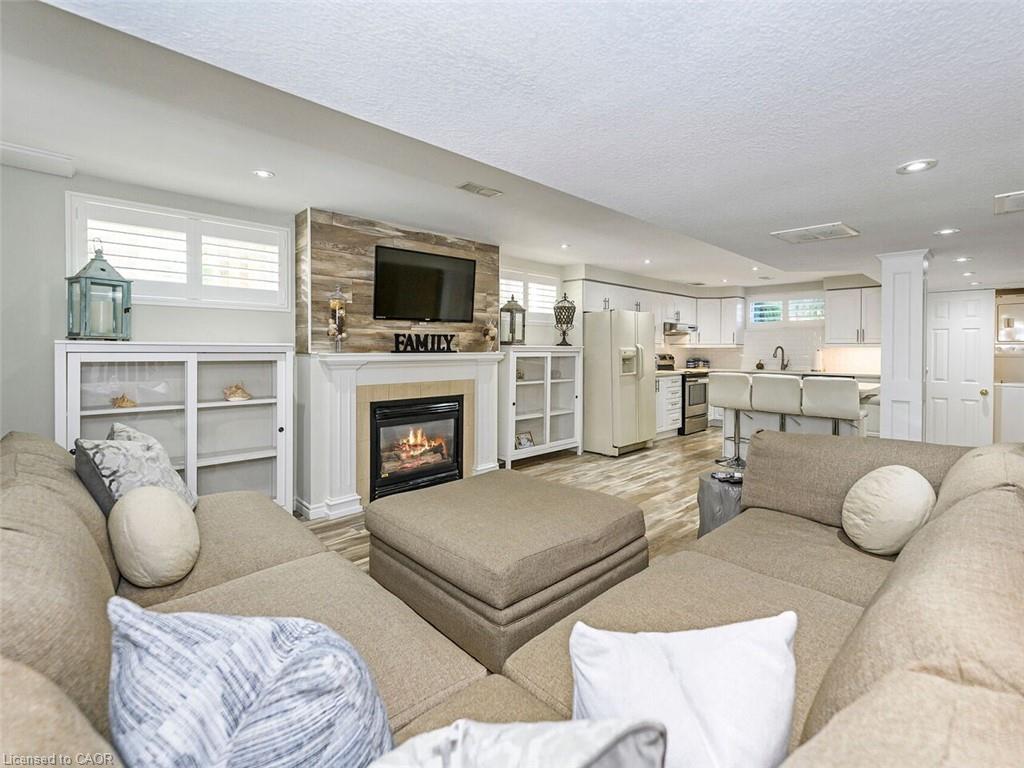 2026 Waterbridge Drive Property Photo 30