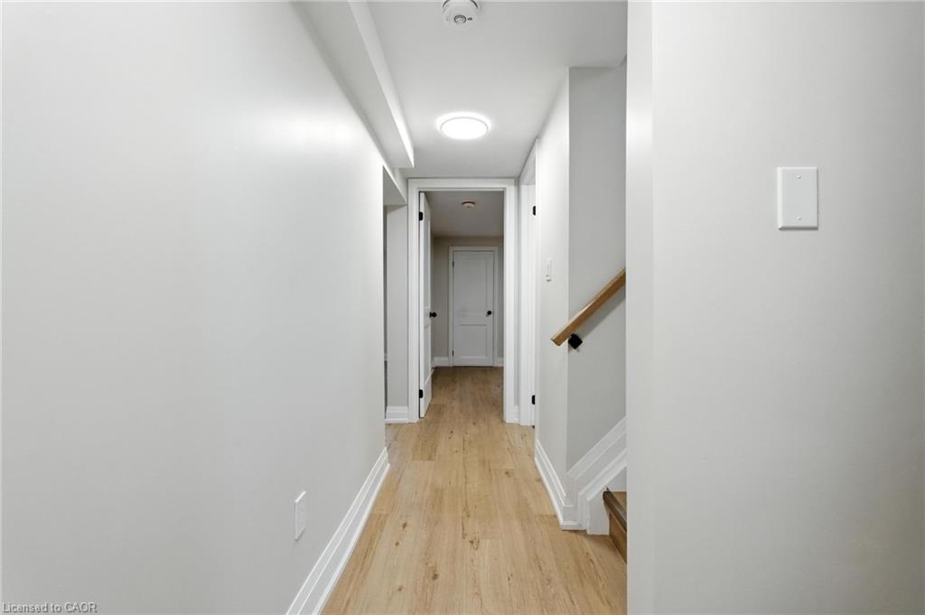 B-929 Upper Ottawa Street Property Photo 4