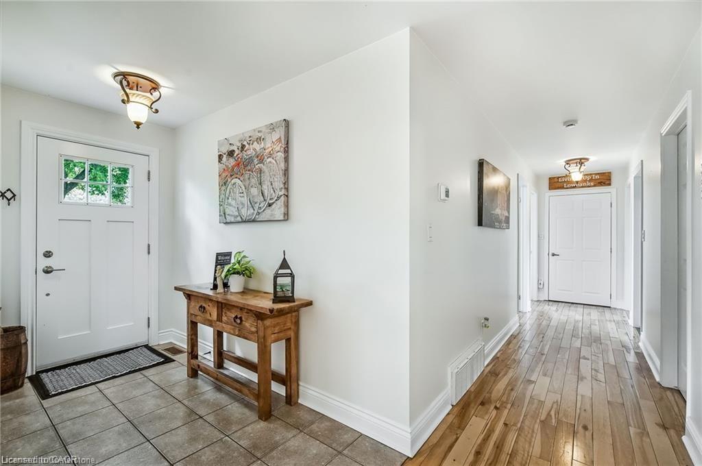 8 Beach Road Property Photo 21