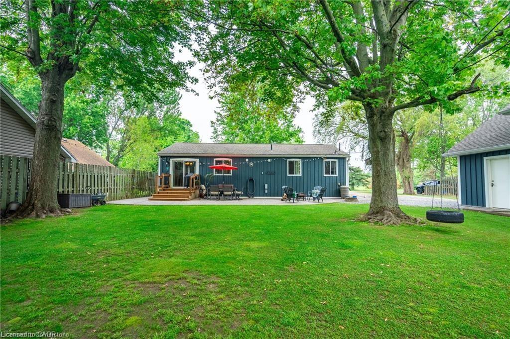 8 Beach Road Property Photo 34