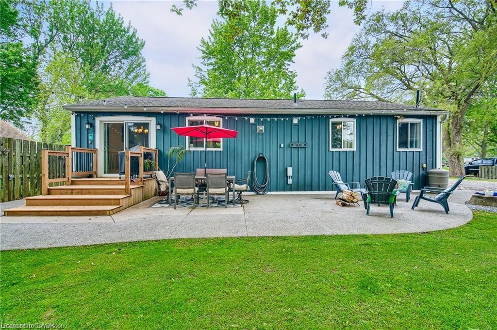 8 Beach Road Property Photo 35