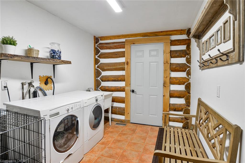 239 Old Government Road Property Photo 19