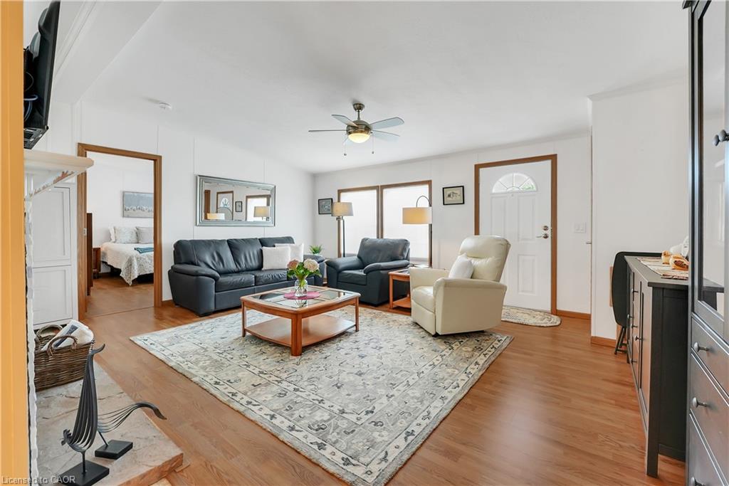 343-3033 Townline Road Property Photo 4