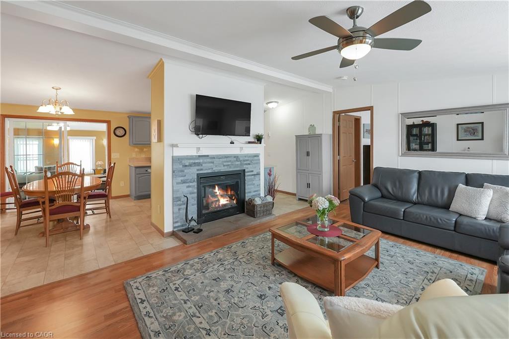 343-3033 Townline Road Property Photo 5