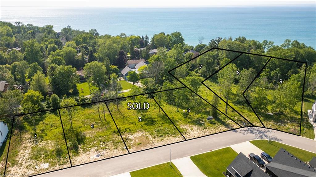 7069 Blue Coast Heights Property Photo 4