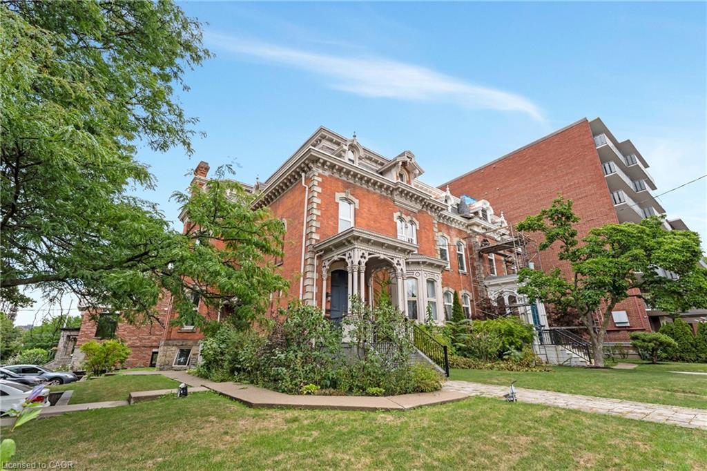 2-46 Herkimer Street Property Photo 4