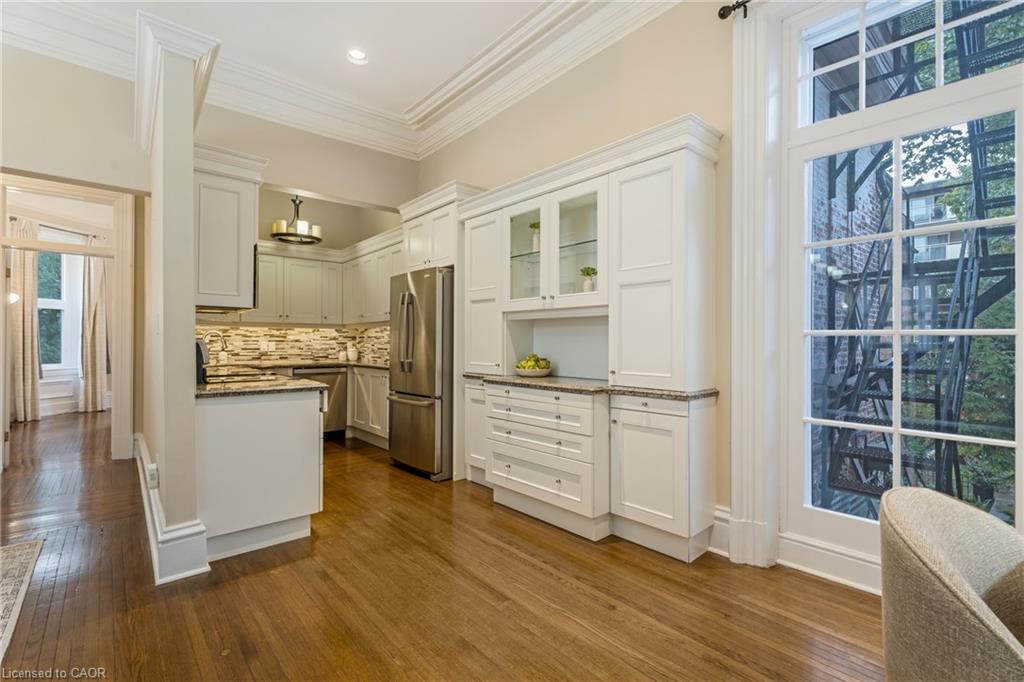 2-46 Herkimer Street Property Photo 12