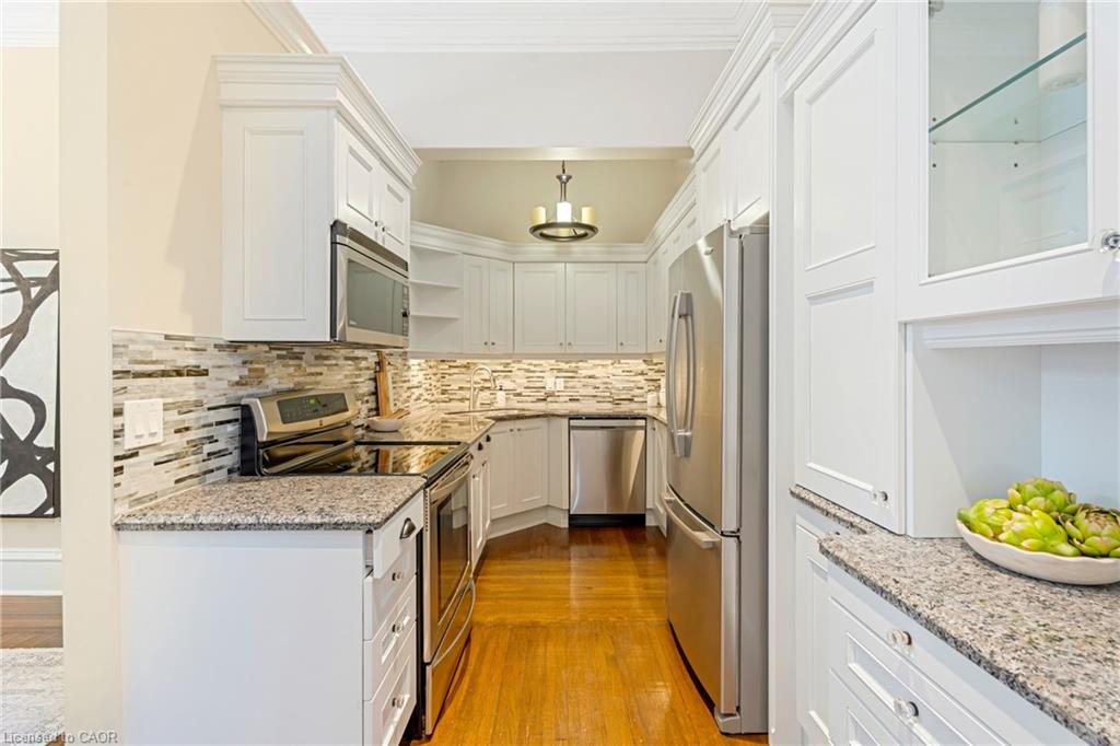 2-46 Herkimer Street Property Photo 13