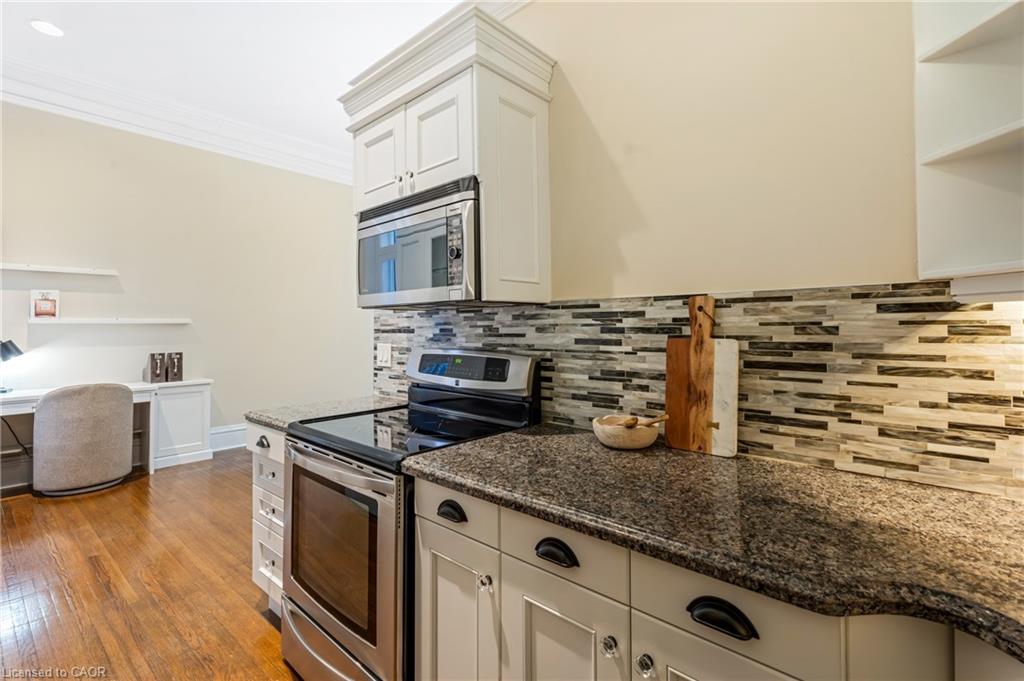 2-46 Herkimer Street Property Photo 14