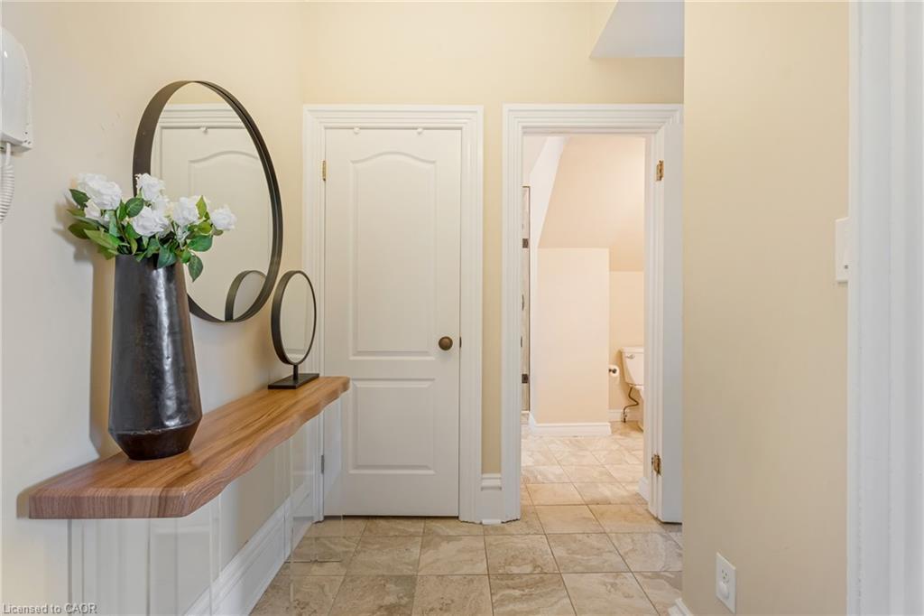 2-46 Herkimer Street Property Photo 18