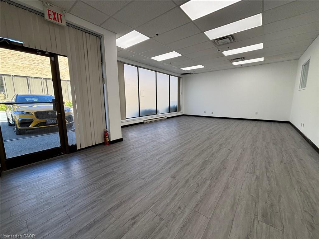 12-3070 Mainway Property Photo 10