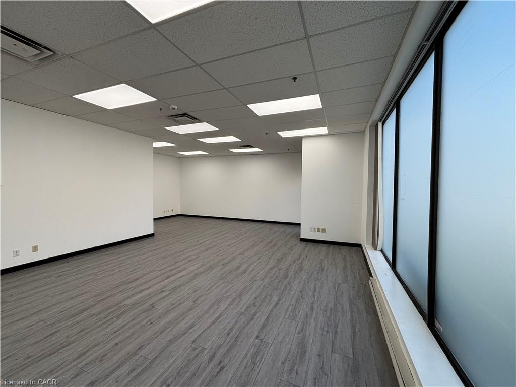 12-3070 Mainway Property Photo 11