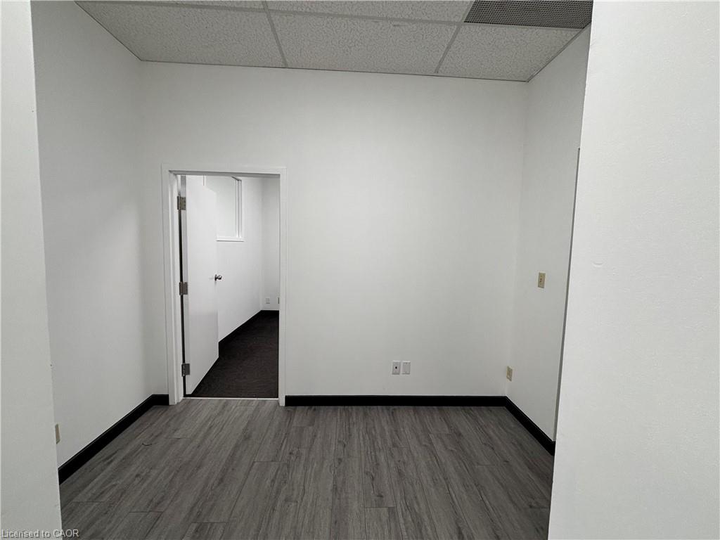 12-3070 Mainway Property Photo 13