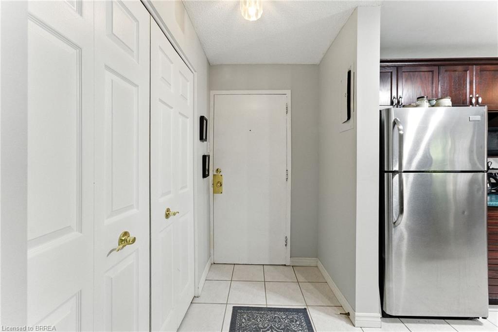 7-612 Grey Street Property Photo 2