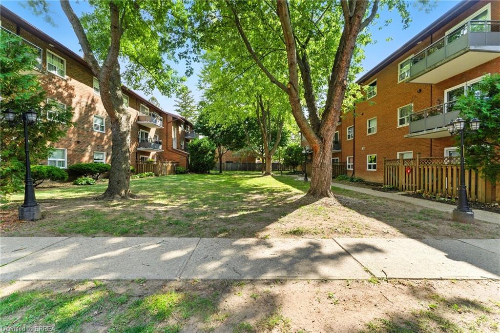 7-612 Grey Street Property Photo 13