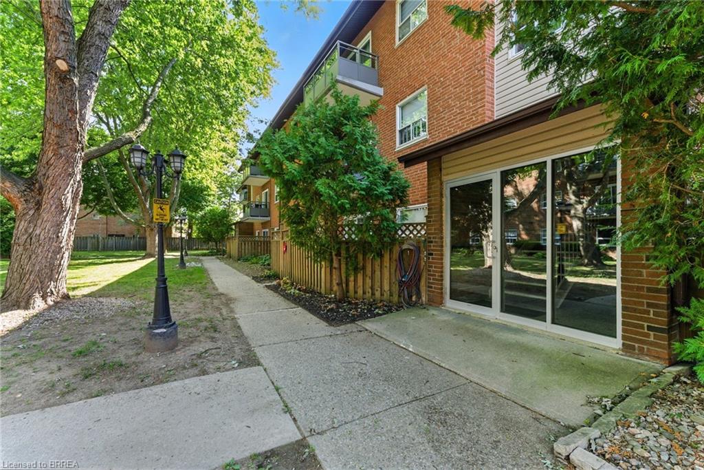 7-612 Grey Street Property Photo 15