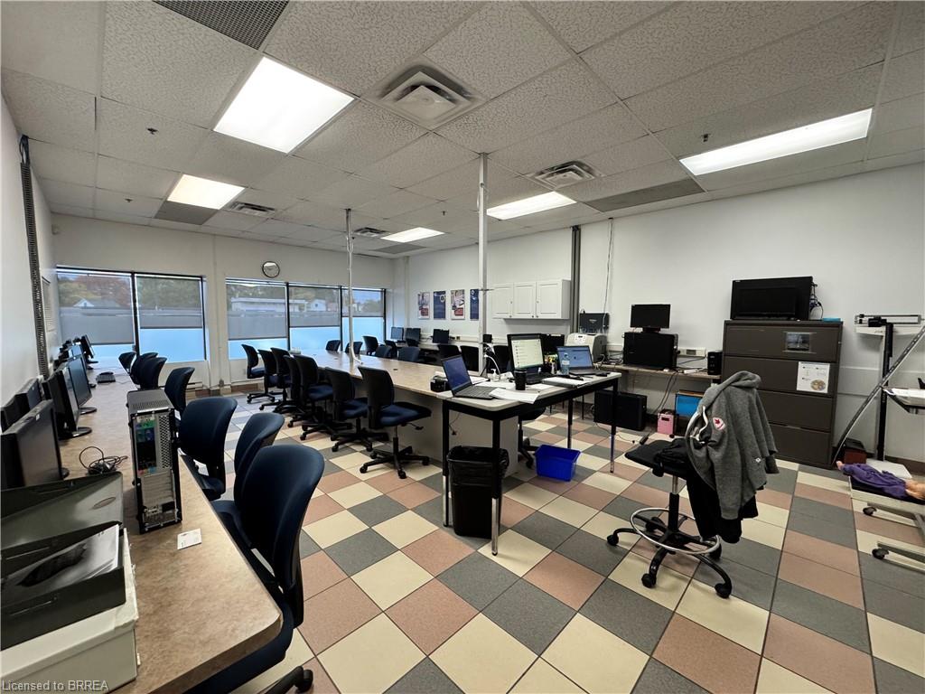 G2-39 King George Road Property Photo 13