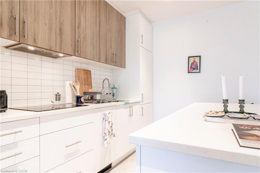 1212-181 King Street S Property Photo 3