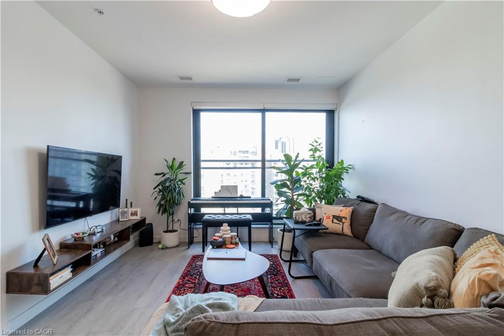 1212-181 King Street S Property Photo 10