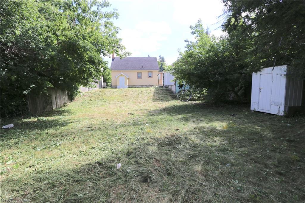 680 Frederick Street Property Photo 6