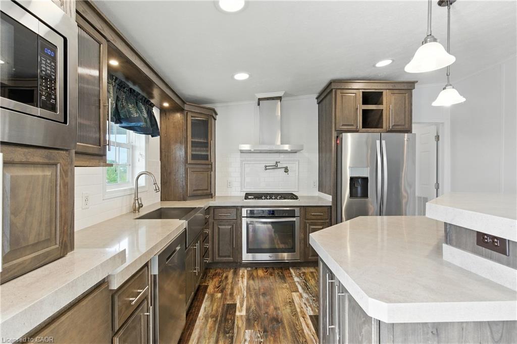 45 Riverbend Crescent Property Photo 11