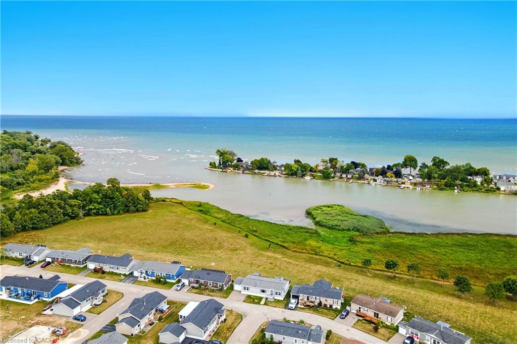 45 Riverbend Crescent Property Photo 32