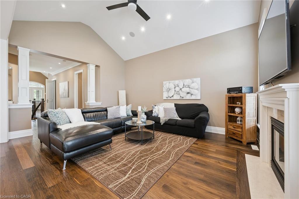 68 Gentle Fox Drive Property Photo 15