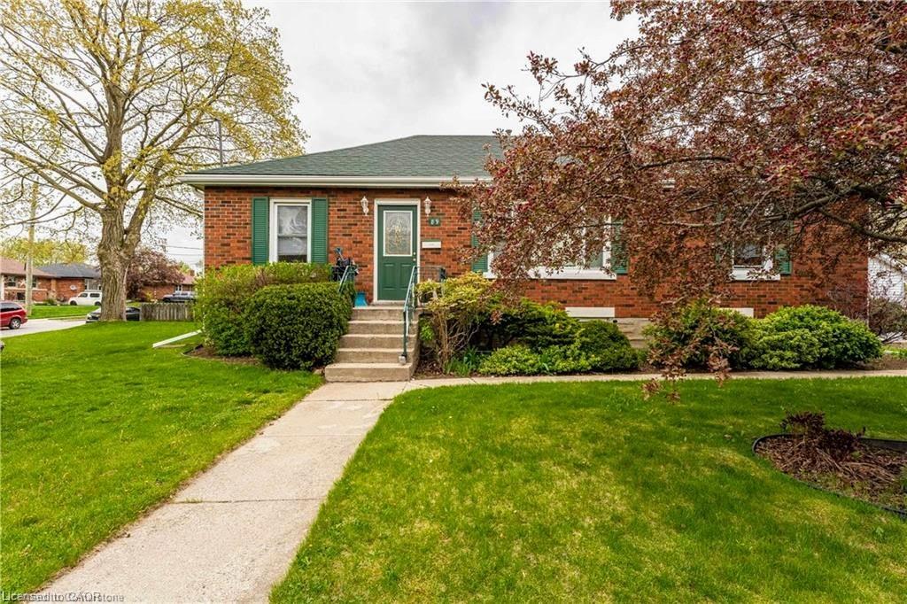 B-89 Elgin Street N Property Photo 1