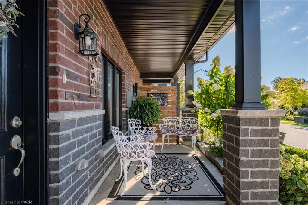 12 Brookfield Lane Property Photo 6