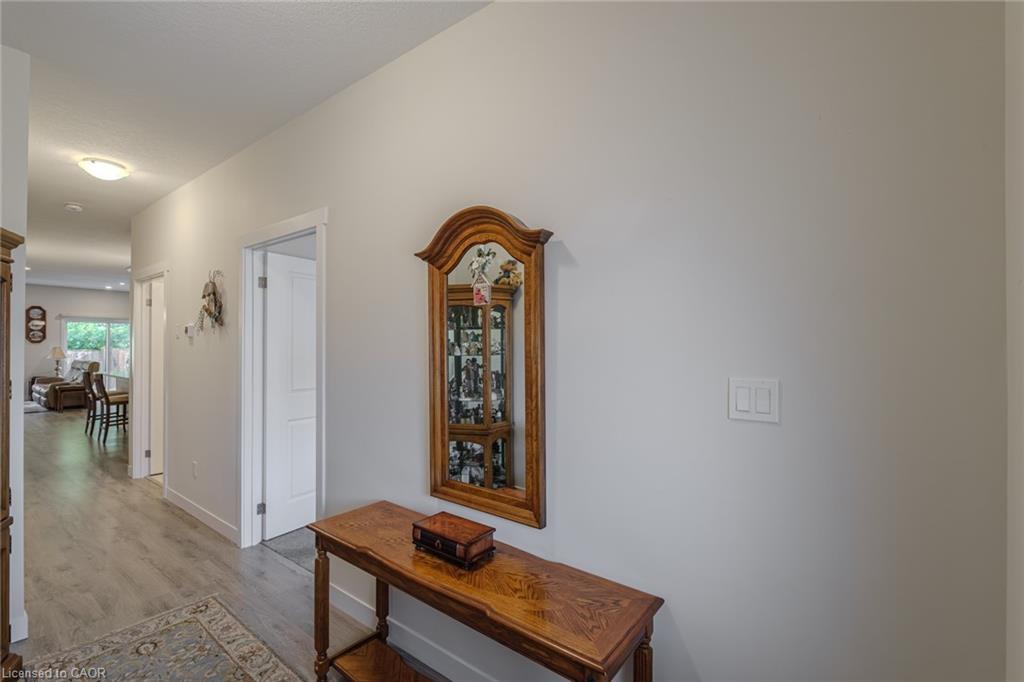 12 Brookfield Lane Property Photo 8