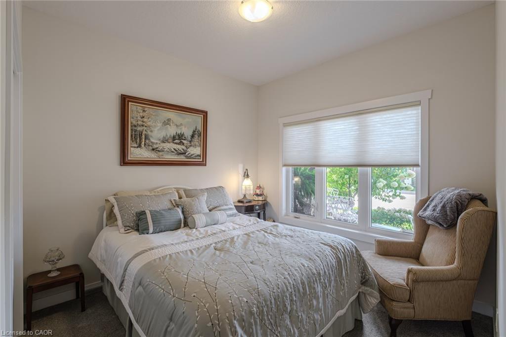 12 Brookfield Lane Property Photo 9