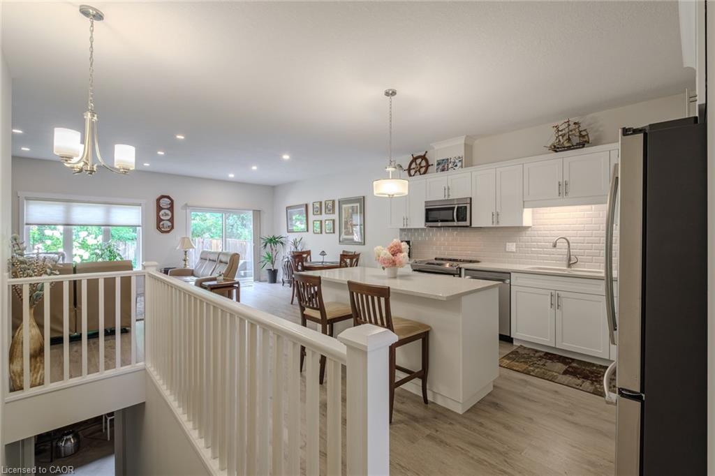 12 Brookfield Lane Property Photo 15