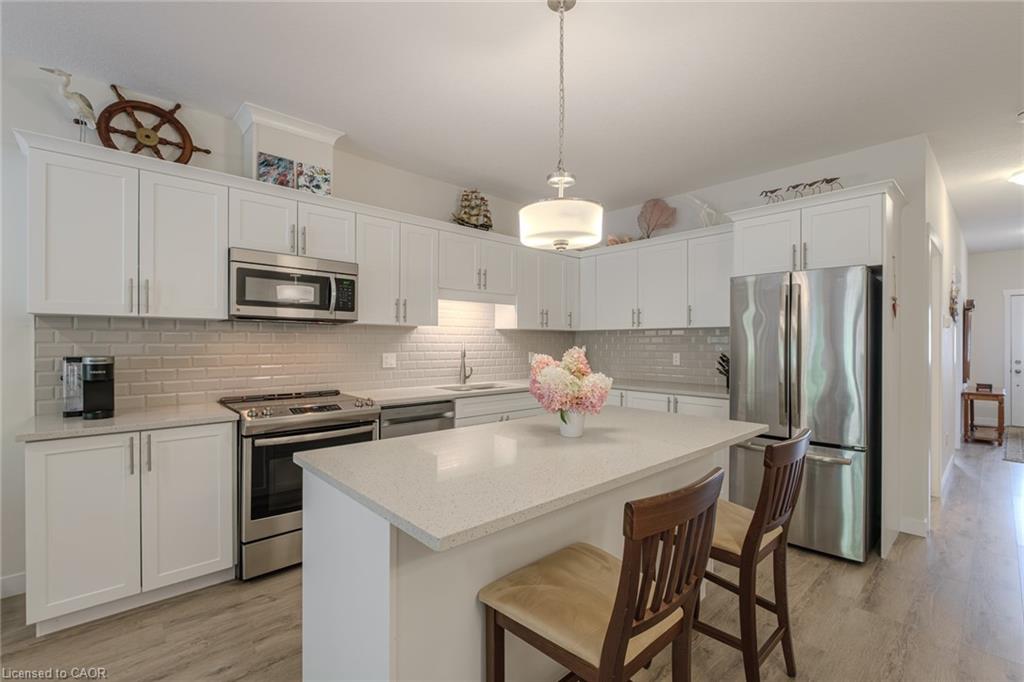 12 Brookfield Lane Property Photo 17