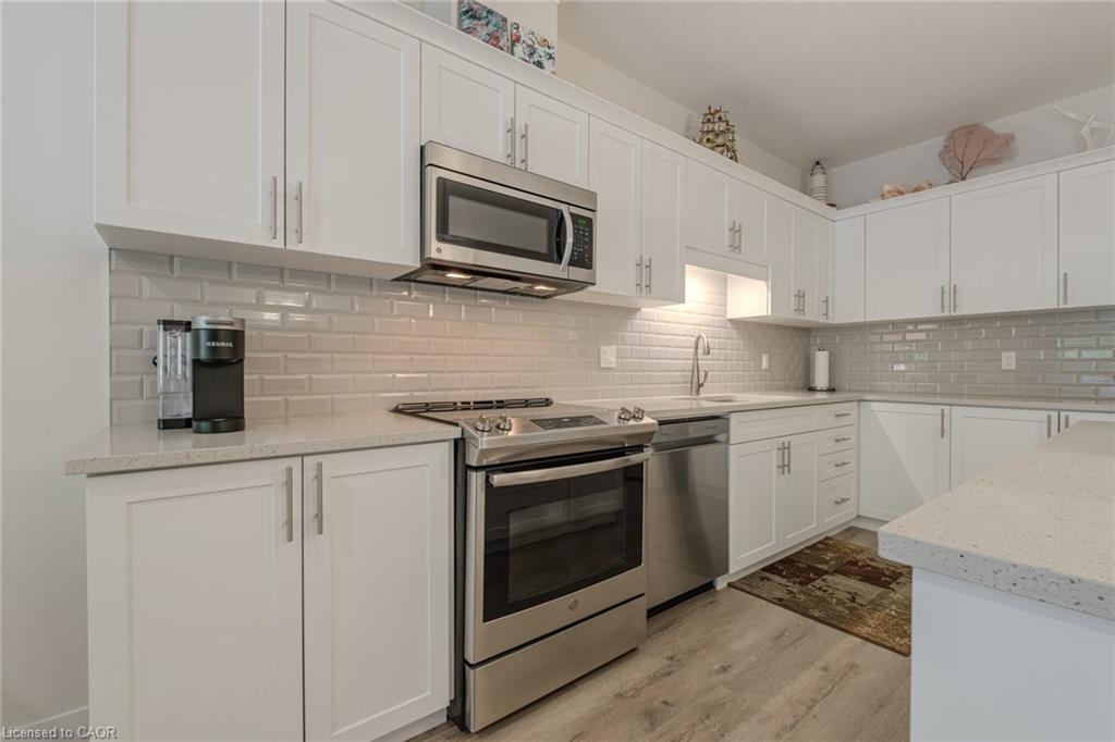 12 Brookfield Lane Property Photo 18