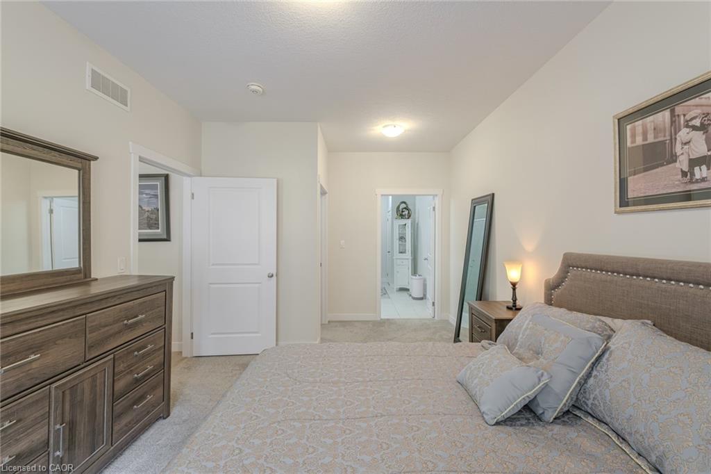 12 Brookfield Lane Property Photo 27