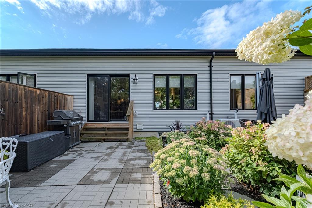 12 Brookfield Lane Property Photo 38