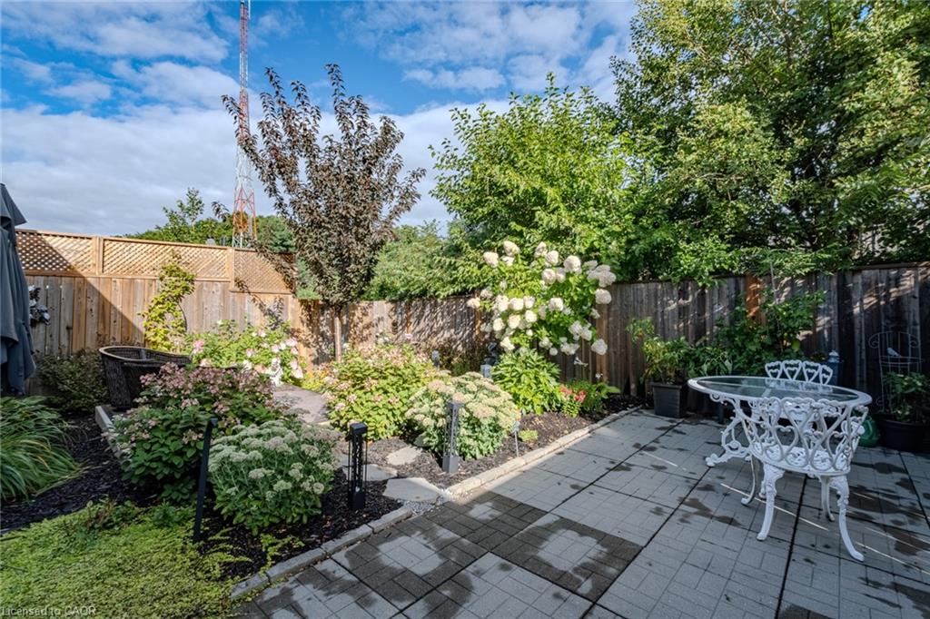 12 Brookfield Lane Property Photo 40