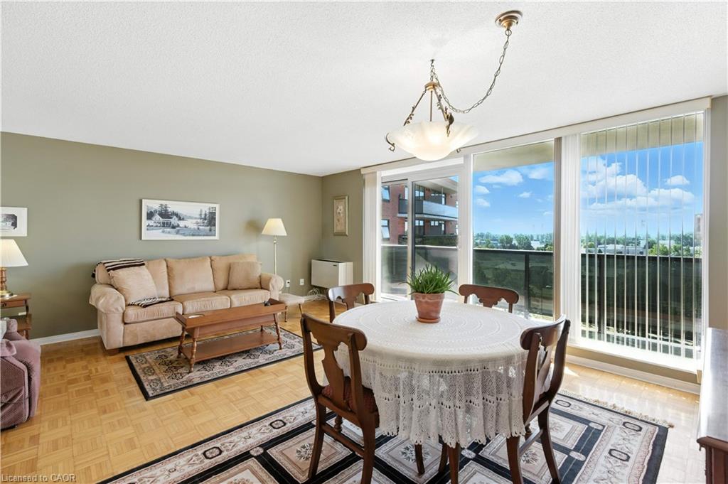 807-9 Bonheur Court Property Photo 22