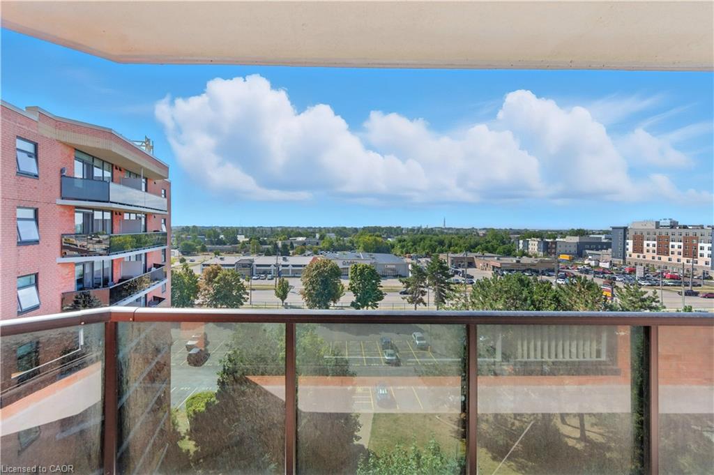 807-9 Bonheur Court Property Photo 25