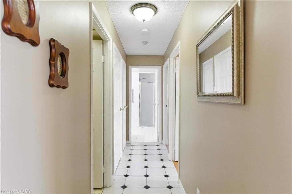 807-9 Bonheur Court Property Photo 29