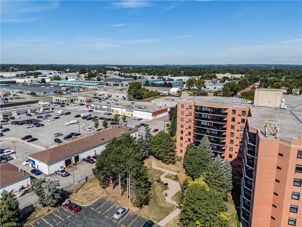 807-9 Bonheur Court Property Photo 46