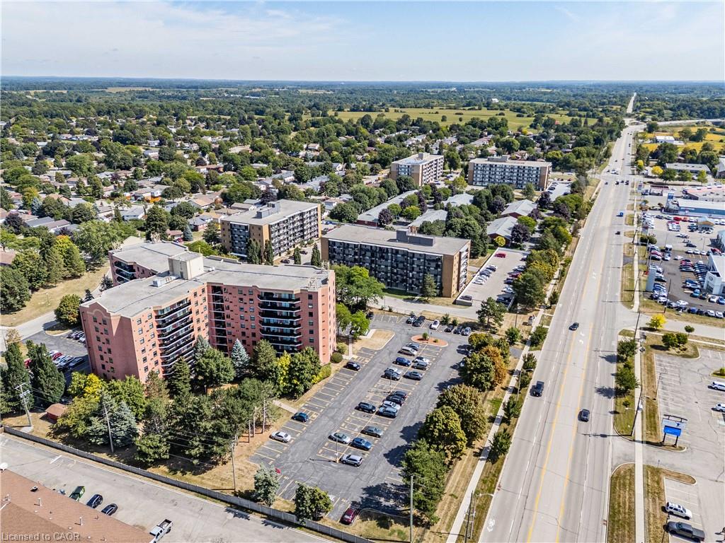 807-9 Bonheur Court Property Photo 49