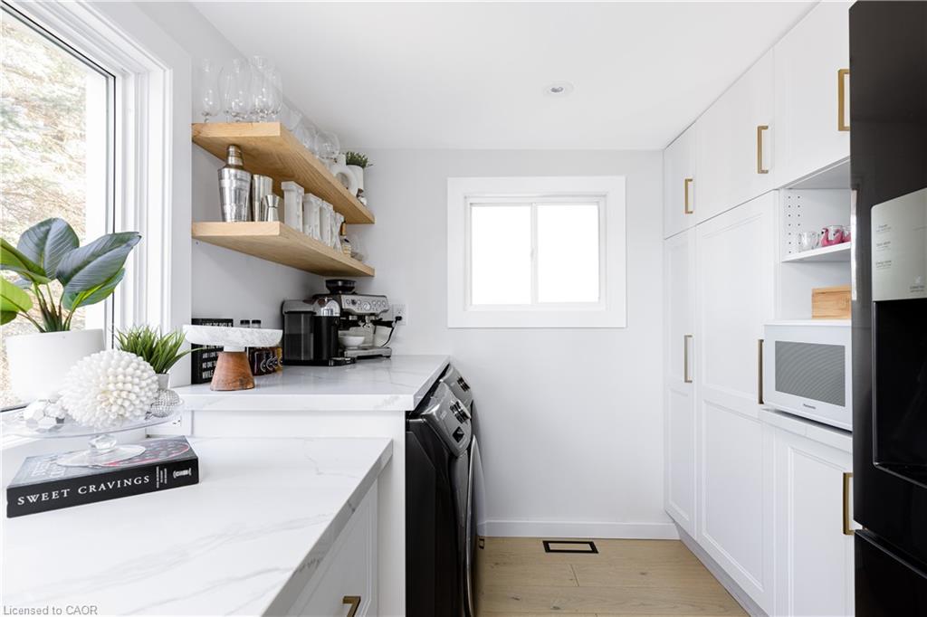 2872 Muskoka Road 118 W Property Photo 13