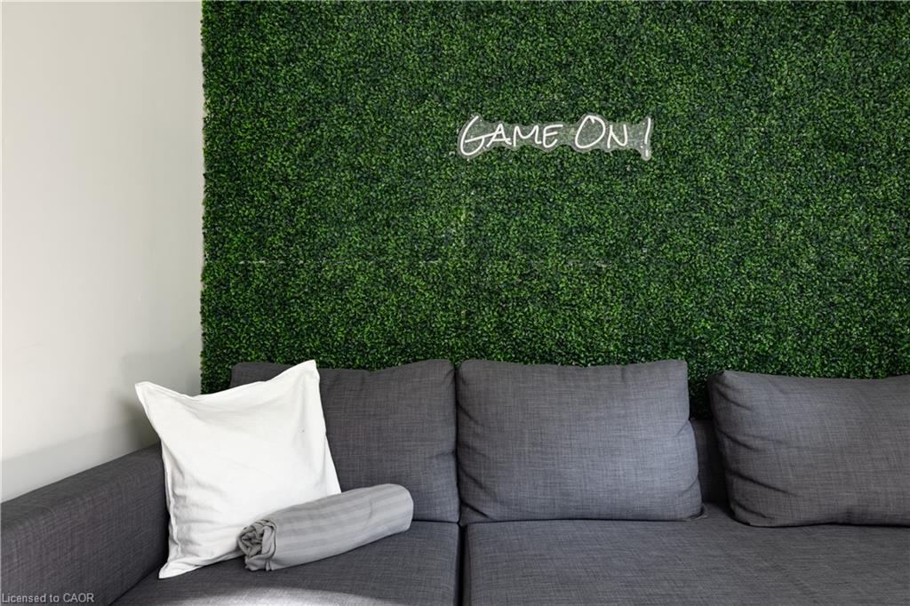 2872 Muskoka Road 118 W Property Photo 22