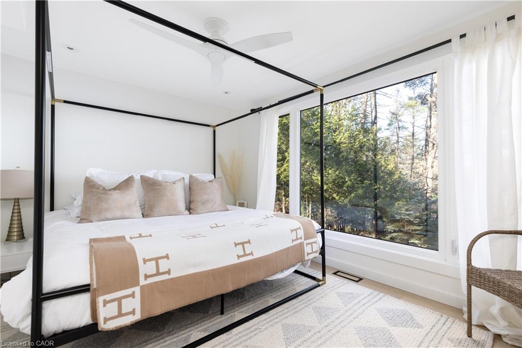 2872 Muskoka Road 118 W Property Photo 25