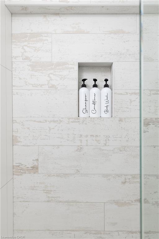 2872 Muskoka Road 118 W Property Photo 31