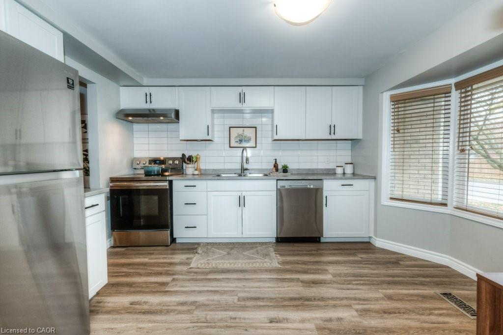 48 Wendy Crescent Property Photo 5