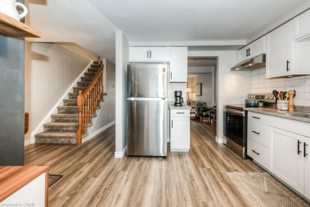 48 Wendy Crescent Property Photo 7